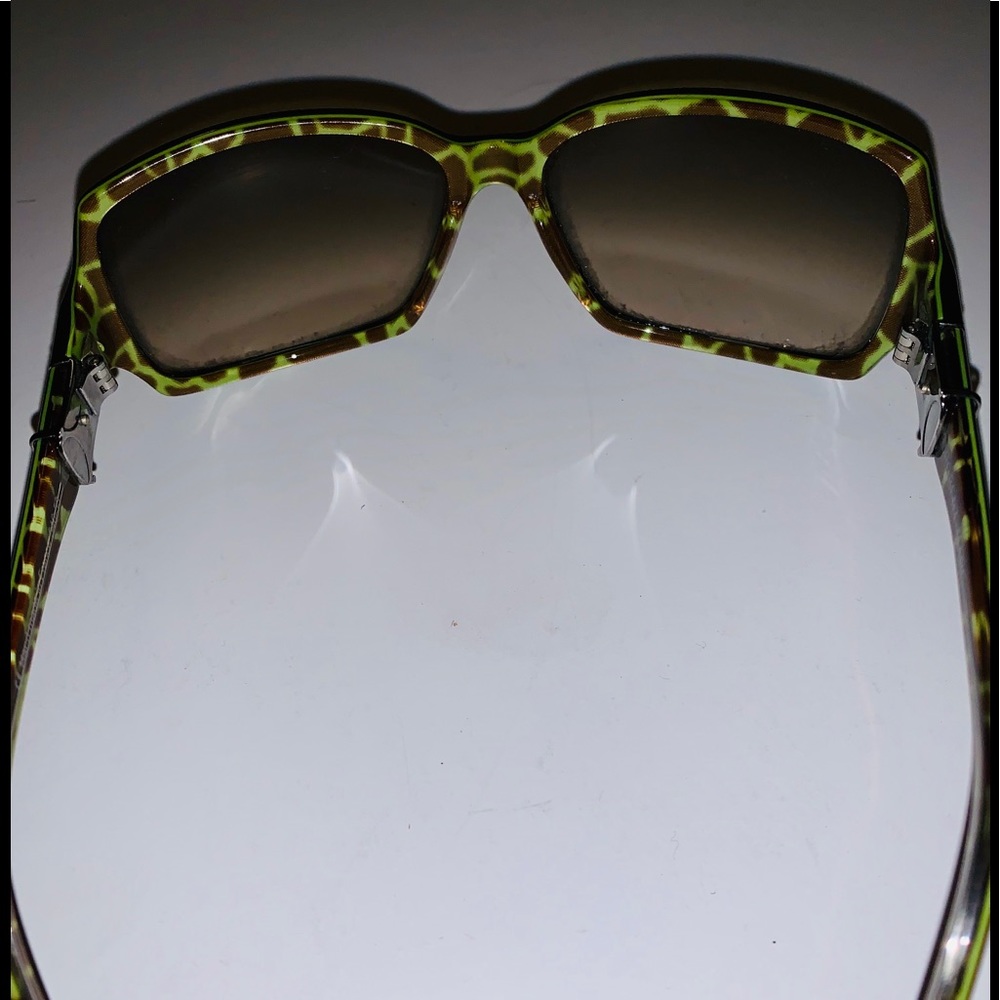 Rare Robert Marc print sunglasses. - Picture 6 of 8